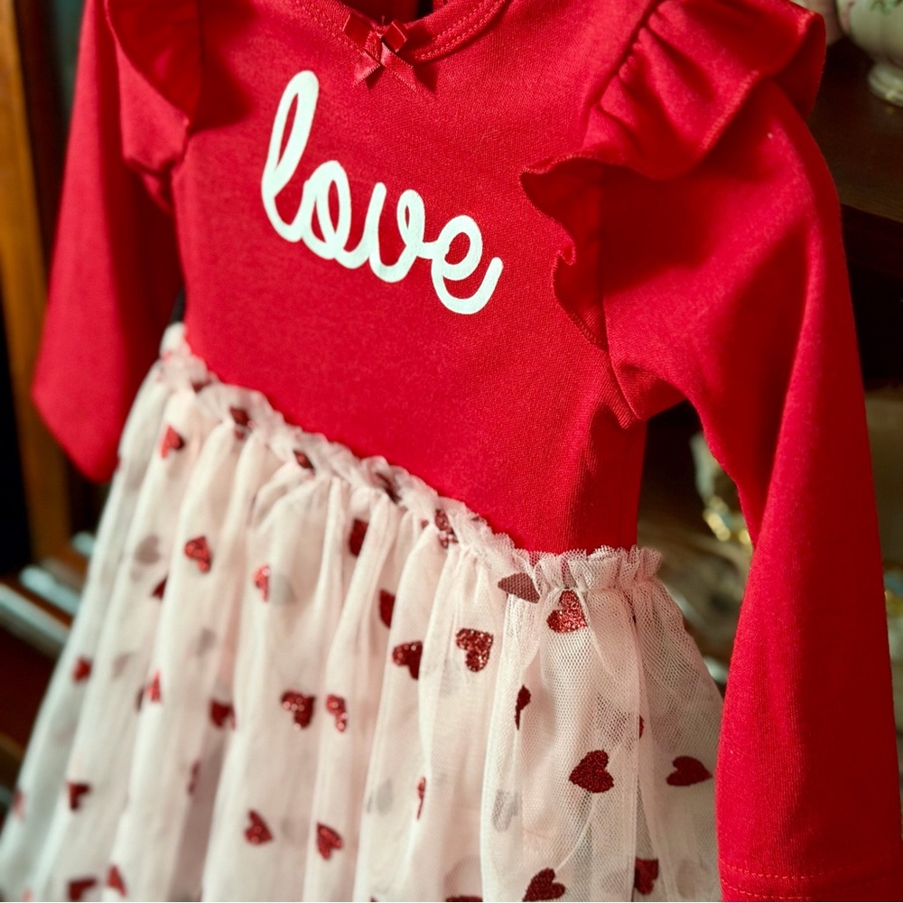 Cute Baby Girl Outfit with Red Tulle Heart Dress, White Socks and red headband - Picture 8 of 10